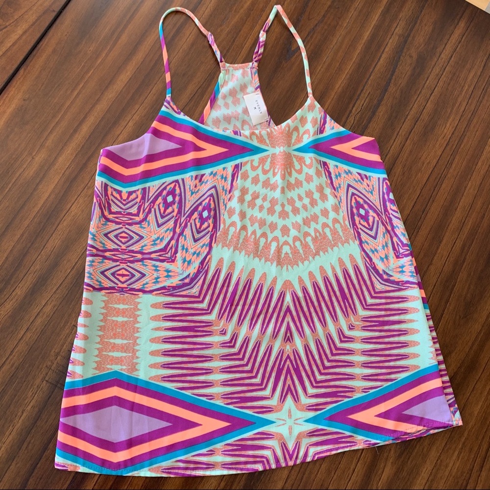 🏷️ Everly Patterned Racerback Summer Tank Small S